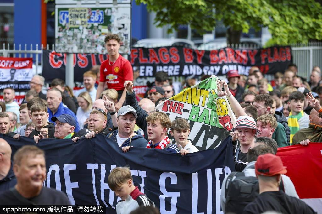 曼联6200万求购姆布莫！红魔一致性危机找到完美解药？