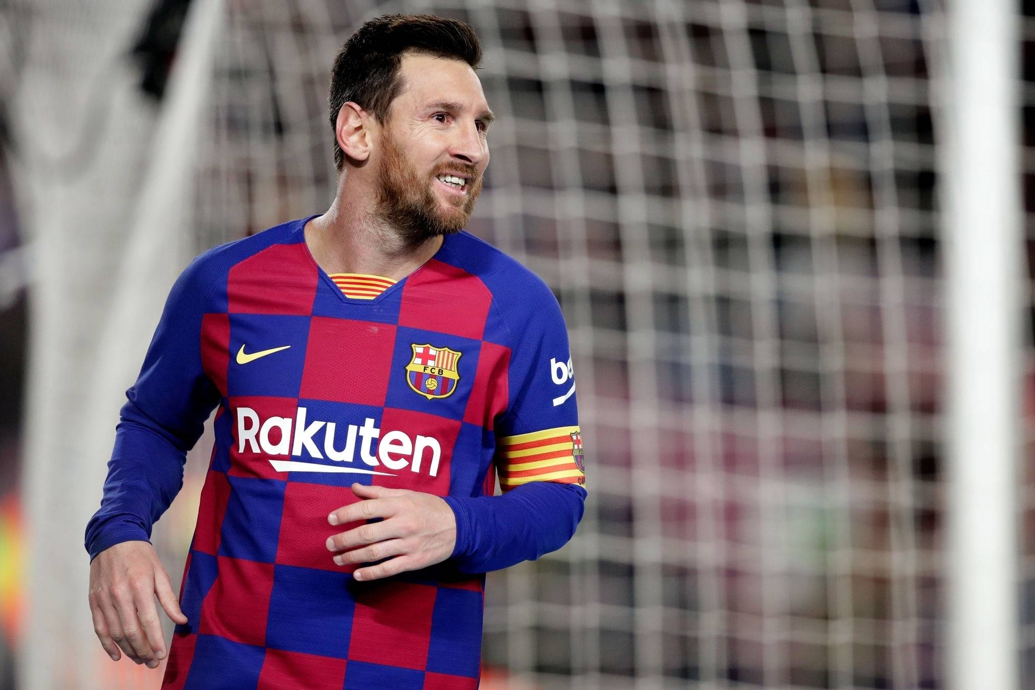 主持人：如果梅西转会阿森纳，他可以带队在英超夺冠！